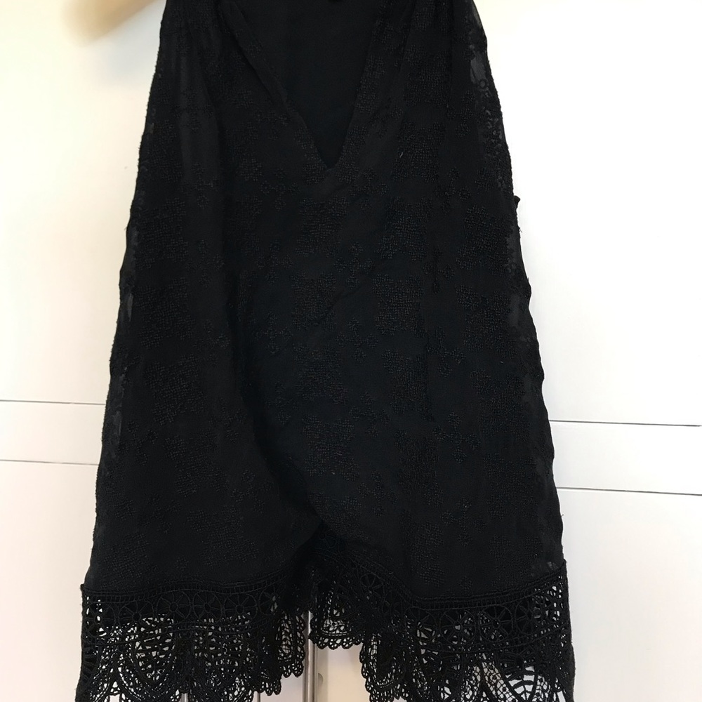 Joie S XS black embroidered tank top.